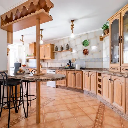 Maria Teresa Villa Málaga