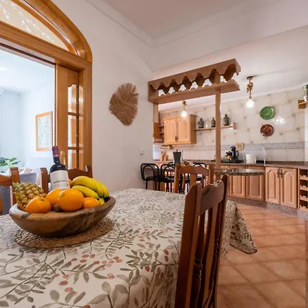 Villa Maria Teresa *